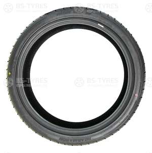 Roadmarch Prime UHP 8 255/35 R18 94W