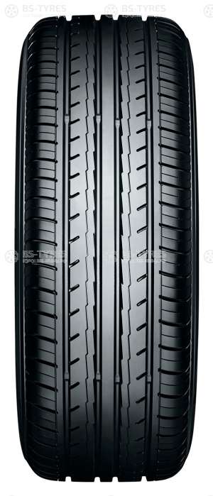 Yokohama BluEarth-Es32 215/60 R16 99V
