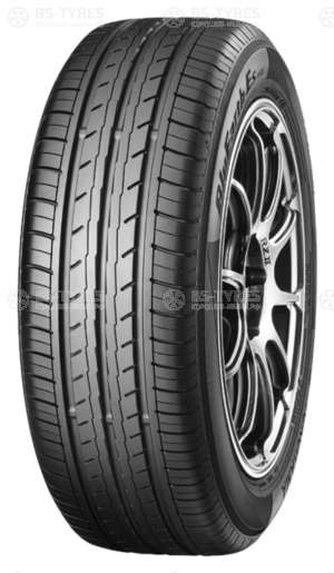 Yokohama BluEarth-Es32 215/60 R16 99V