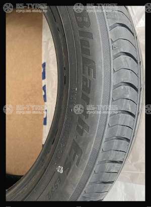 Yokohama BluEarth-Es32 215/60 R16 99V