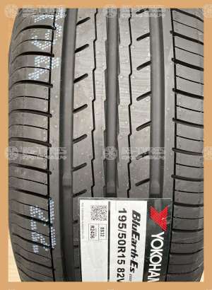 Yokohama BluEarth-Es32 215/60 R16 99V