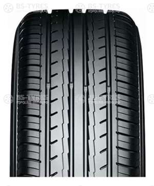 Yokohama BluEarth-Es32 215/60 R16 99V